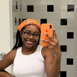 Meet your Posher, Jasmine